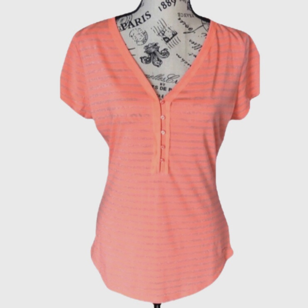🌟3/$12 Guess V-Neck Striped Tee